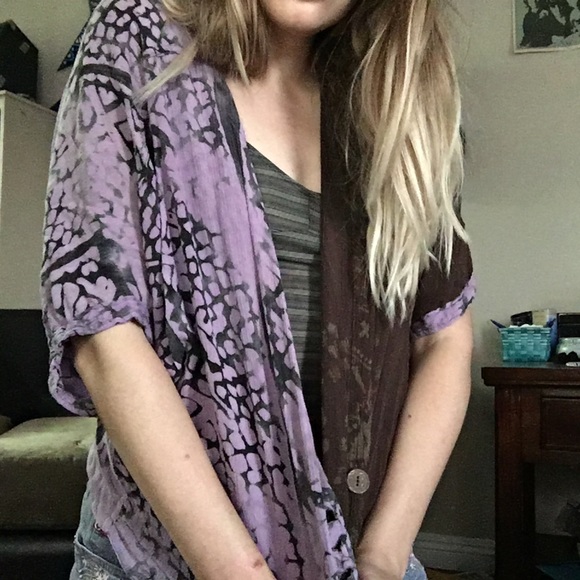 Two Tone Vintage Button Up - Picture 3 of 4